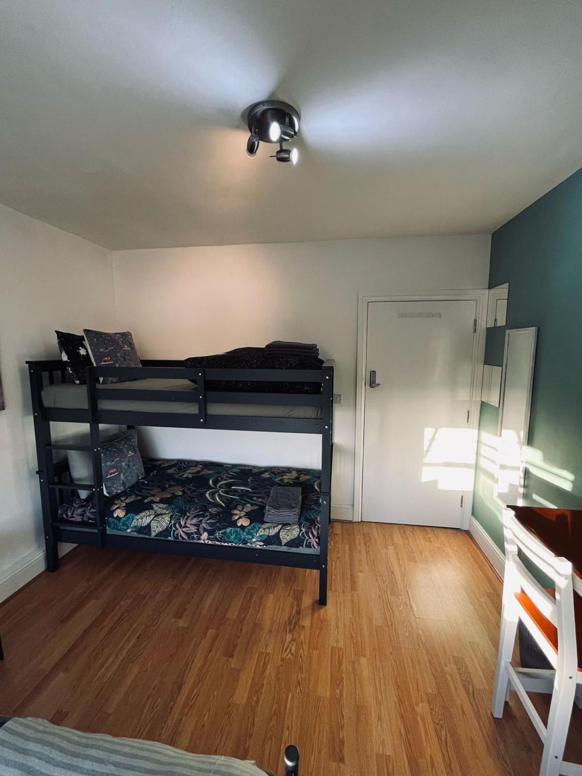 Portobello Guest Rooms Лондон Экстерьер фото
